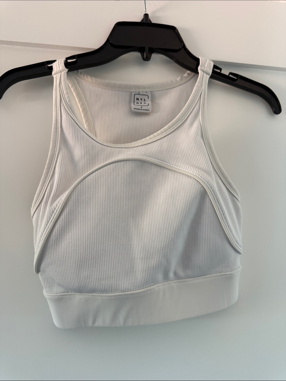 NYLORA White Ribbed High-Neck Sports Bra